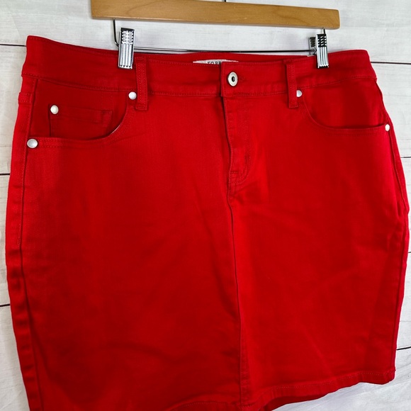 NWT Torrid Red Denim Pencil Skirt Size 18 - Picture 5 of 11